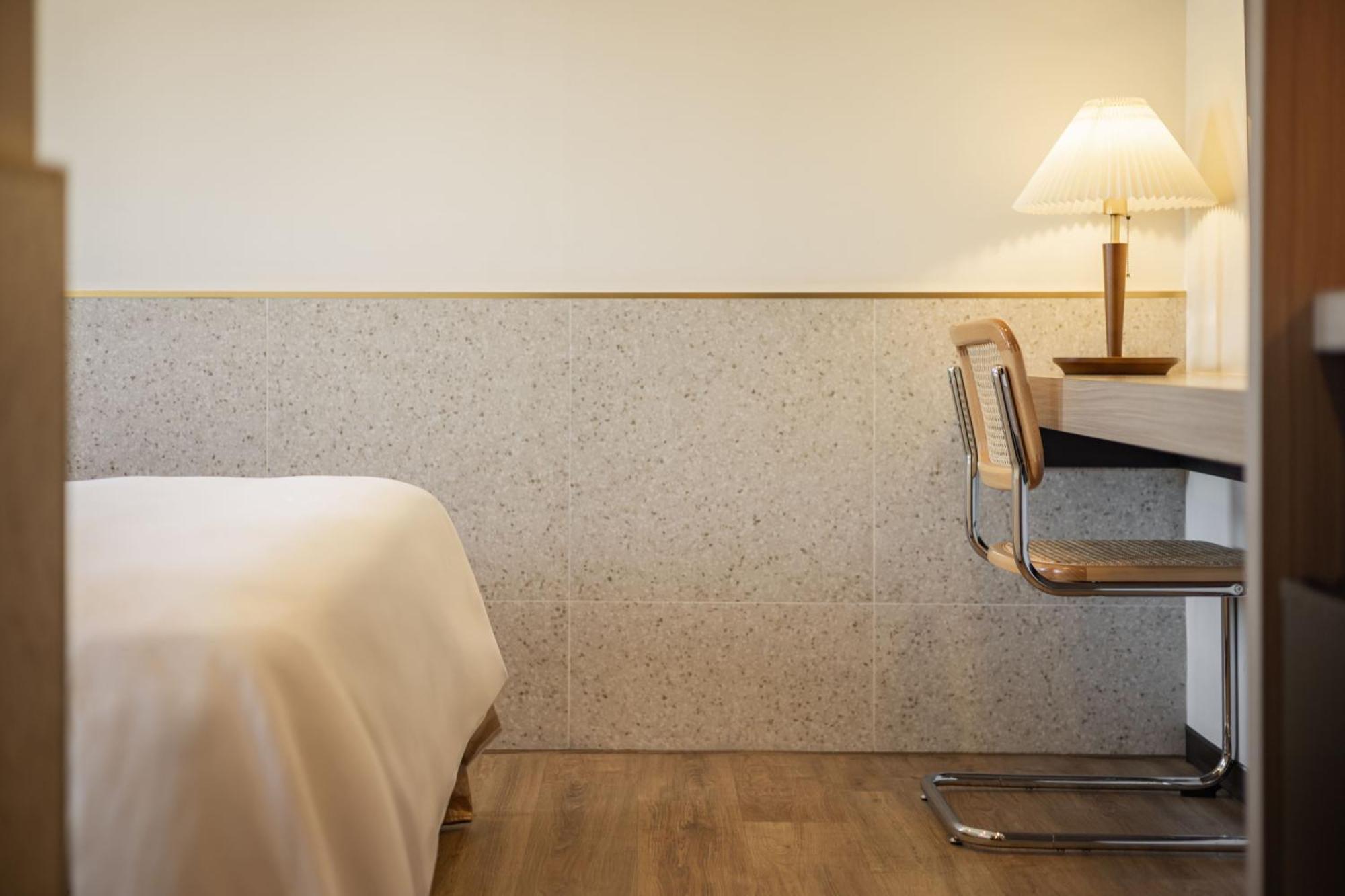Kindness Hotel - Yuanlin Rum bild