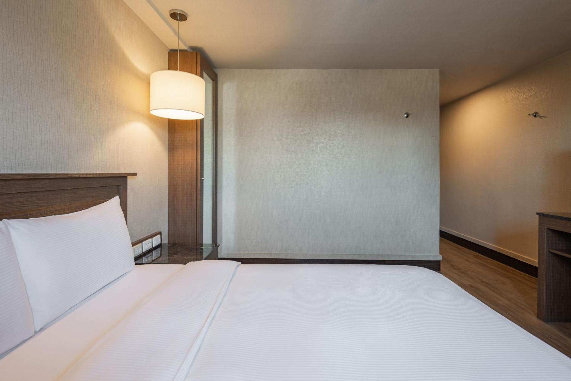 Kindness Hotel - Yuanlin Rum bild